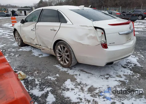2015 Cadillac Xts Premium z USA, uszkodzony, nr VIN 2G61P5S3XF9284520
